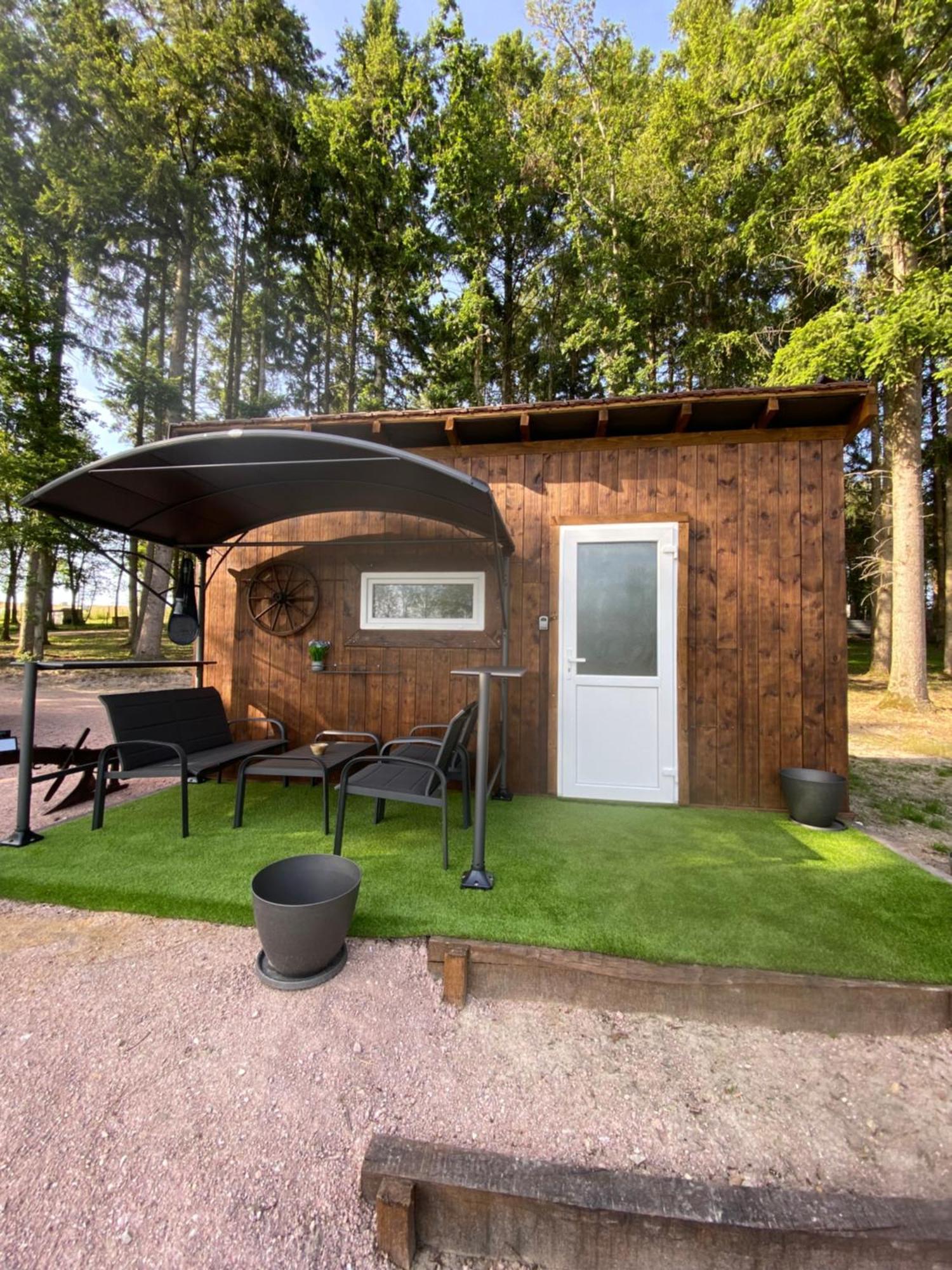 Campsite Les Pichies, Insolite, Tiny House De Julia *